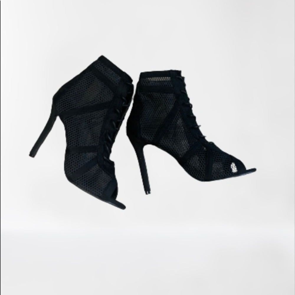 Mesh Tie Heels